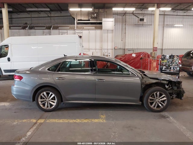 2020 Volkswagen Passat 2.0t Se მანქანა იყიდება აუქციონზე, vin: 1VWSA7A30LC009286, აუქციონის ნომერი: 45123089