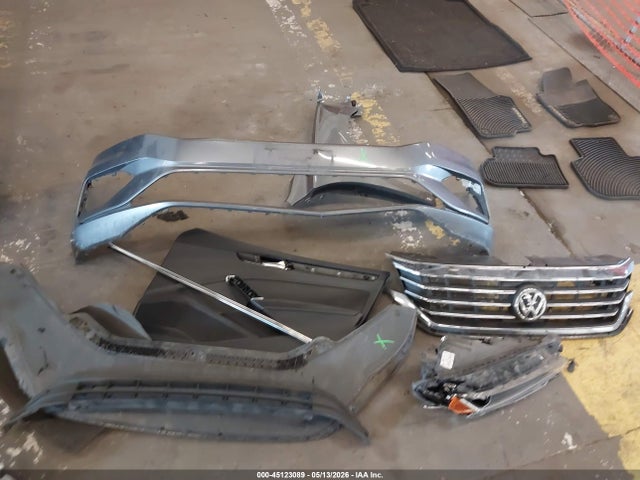2020 Volkswagen Passat 2.0t Se მანქანა იყიდება აუქციონზე, vin: 1VWSA7A30LC009286, აუქციონის ნომერი: 45123089