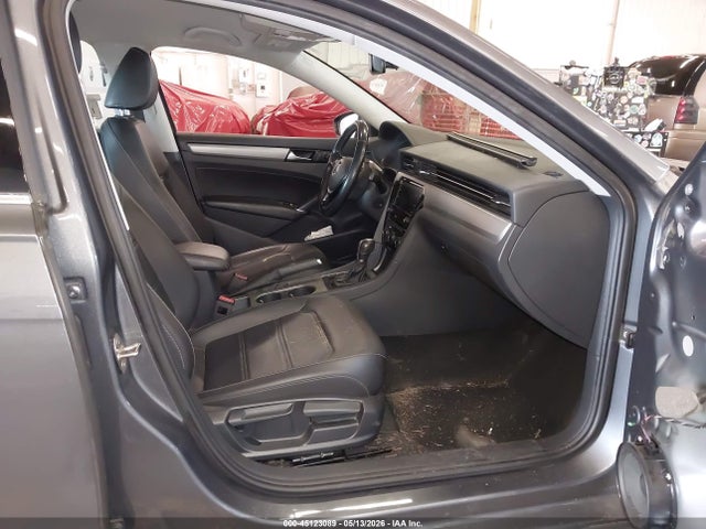 2020 Volkswagen Passat 2.0t Se მანქანა იყიდება აუქციონზე, vin: 1VWSA7A30LC009286, აუქციონის ნომერი: 45123089