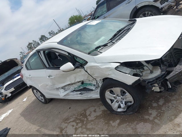 Продаж на аукціоні авто 2018 Kia Forte Lx, vin: 3KPFK4A77JE218405, номер лоту: 45123109