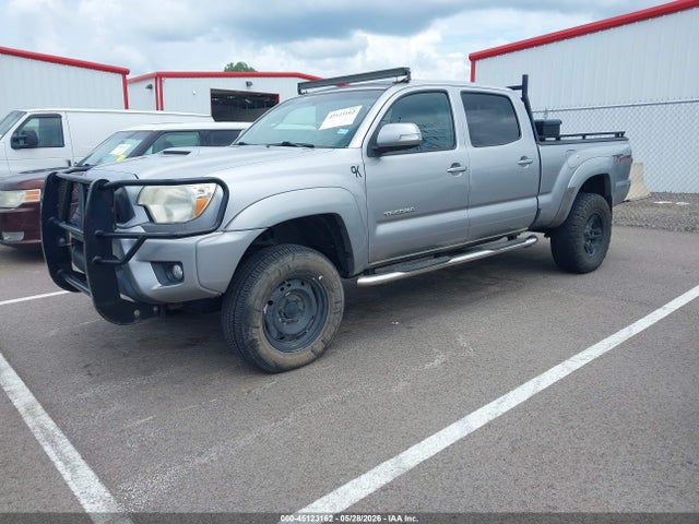 45123162 :رقم المزاد ، 5TFMU4FN4FX037178 vin ، 2015 Toyota Tacoma Base V6 مزاد بيع