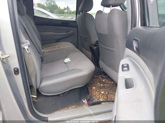 45123162 :رقم المزاد ، 5TFMU4FN4FX037178 vin ، 2015 Toyota Tacoma Base V6 مزاد بيع