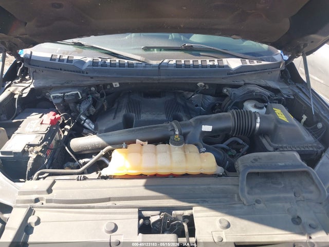 1FTEW1EG3JKC31660 Ford F-150 Xlt
