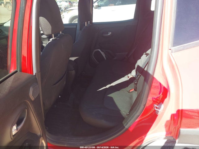 Продаж на аукціоні авто 2015 Jeep Renegade Latitude, vin: ZACCJABT4FPB86832, номер лоту: 45123199