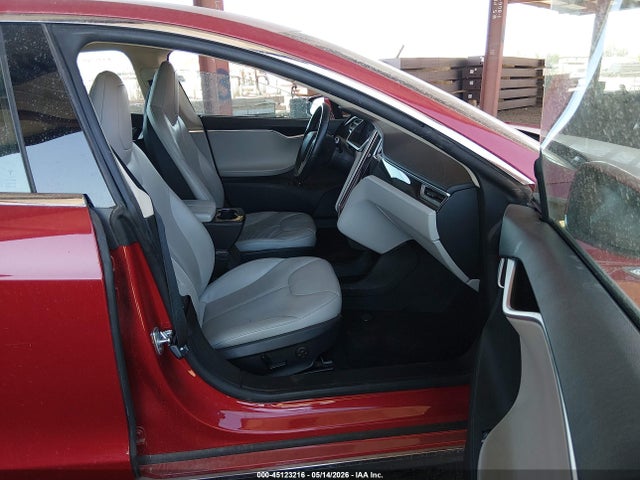 Продажа на аукционе авто 2013 Tesla Model S, vin: 5YJSA1CN8DFP27011, номер лота: 45123216