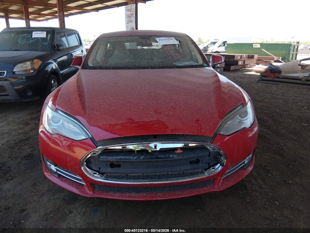 Продажа на аукционе авто 2013 Tesla Model S, vin: 5YJSA1CN8DFP27011, номер лота: 45123216