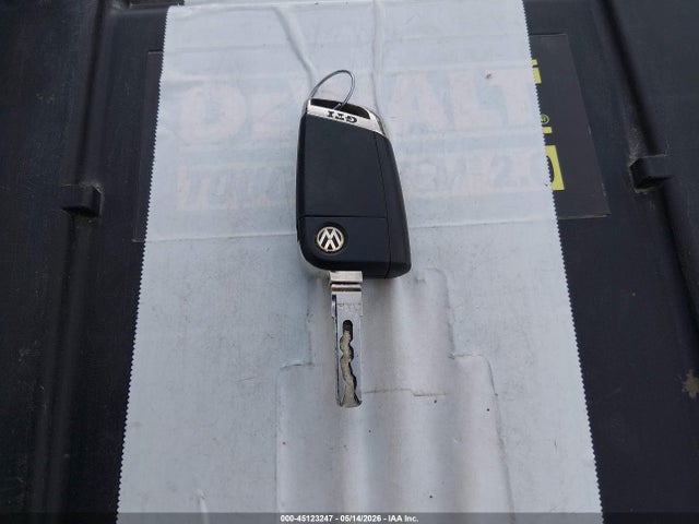 3VW5T7AU8FM098981 Volkswagen Golf Gti 2.0t S 4-door