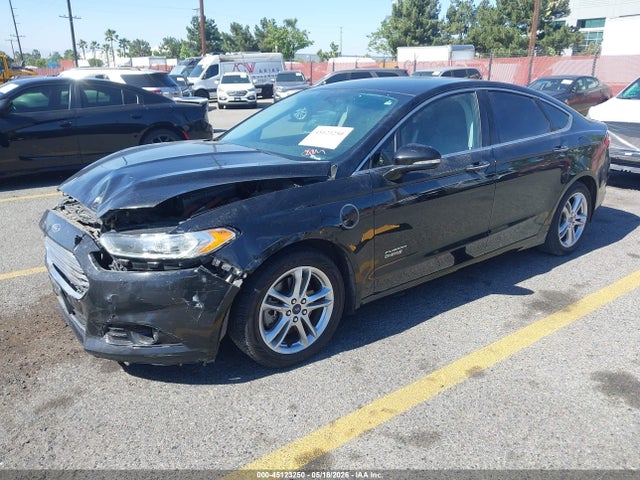 45123250 :رقم المزاد ، 3FA6P0SU1GR229566 vin ، 2016 Ford Fusion Energi Titanium مزاد بيع