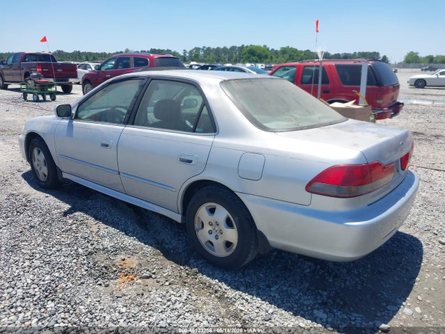 2001 Honda Accord 3.0 Ex მანქანა იყიდება აუქციონზე, vin: 1HGCG16511A037069, აუქციონის ნომერი: 45123256