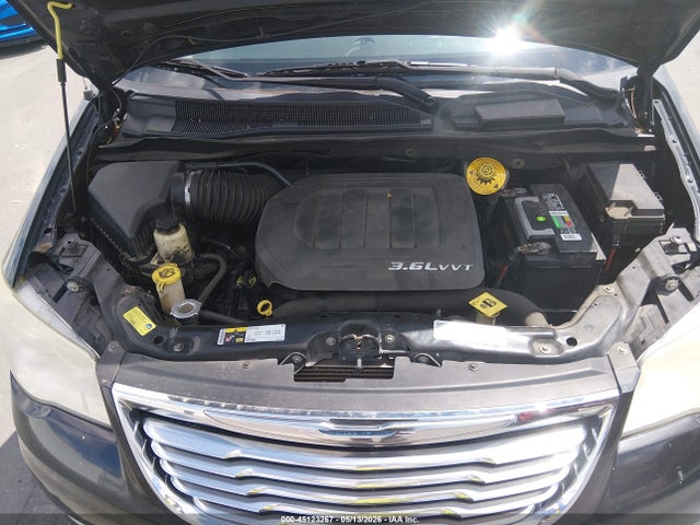 2014 Chrysler Town & Country Touring მანქანა იყიდება აუქციონზე, vin: 2C4RC1BG6ER251519, აუქციონის ნომერი: 45123267