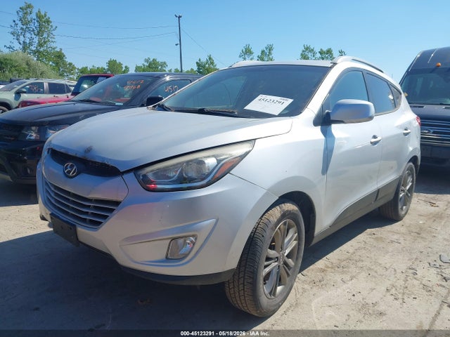 Продажа на аукционе авто 2015 Hyundai Tucson Se, vin: KM8JUCAG6FU970860, номер лота: 45123291