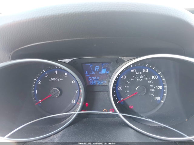 Продажа на аукционе авто 2015 Hyundai Tucson Se, vin: KM8JUCAG6FU970860, номер лота: 45123291