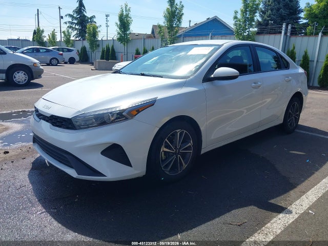 KIA Forte Lxs 2022 3KPF24ADXNE430453 Image 2