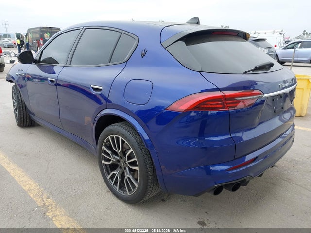 2023 Maserati Grecale Modena მანქანა იყიდება აუქციონზე, vin: ZN682AVM5P7438575, აუქციონის ნომერი: 45123335