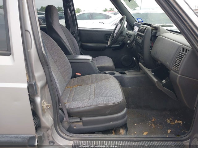 2001 Jeep Cherokee Sport მანქანა იყიდება აუქციონზე, vin: 1J4FT48S11L610403, აუქციონის ნომერი: 45123355