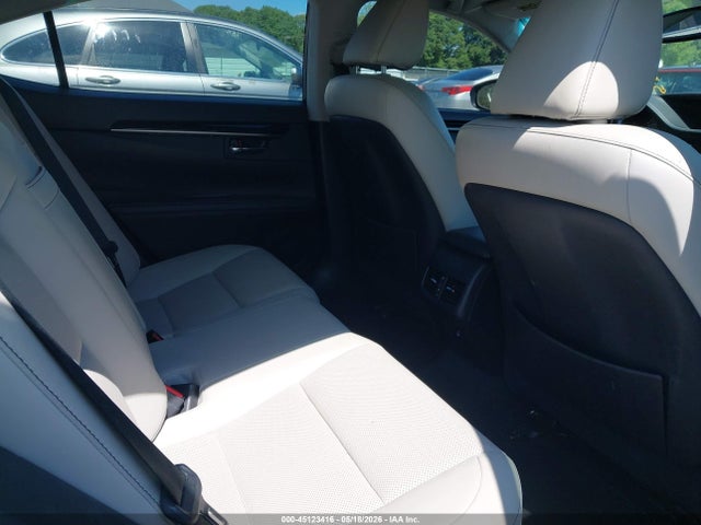 2015 Lexus Es 350 მანქანა იყიდება აუქციონზე, vin: JTHBK1GG8F2204682, აუქციონის ნომერი: 45123416