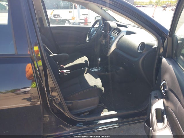 3N1CN7AP8JL879550 Nissan Versa 1.6 Sv