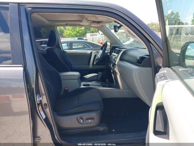 Aukcja sprzedaży 2011 Toyota 4runner Sr5 V6, vin: JTEBU5JR3B5039383, numer aukcji: 45123562