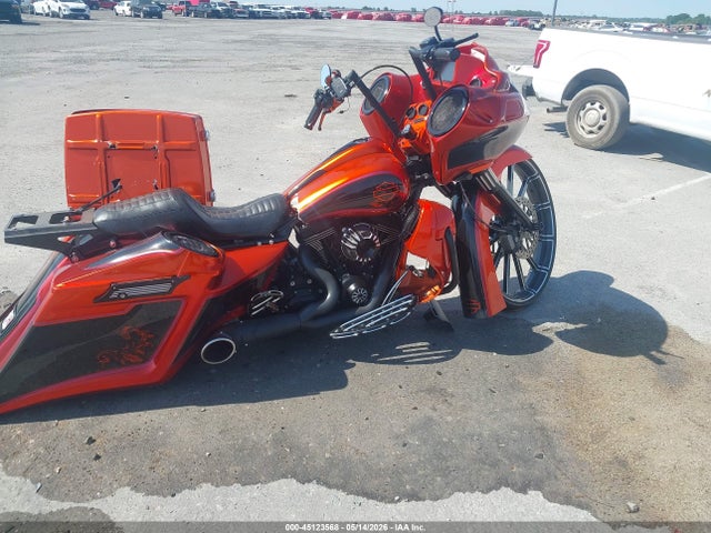 2013 Harley-davidson Fltrx Road Glide Custom მანქანა იყიდება აუქციონზე, vin: 1HD1KHM19DB657694, აუქციონის ნომერი: 45123568