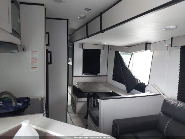 Heartland Rv Mallard 2022 5SFNB3521NE488264 Image 8