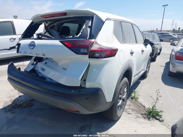 5N1BT3AB3PC795874 Nissan Rogue S Intelligent Awd