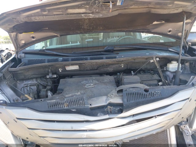Aukcja sprzedaży 2013 Toyota Sienna Xle V6 8 Passenger, vin: 5TDYK3DC7DS321023, numer aukcji: 45123604