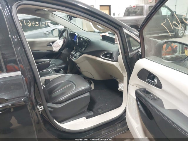 Продаж на аукціоні авто 2023 Chrysler Pacifica Touring L, vin: 2C4RC1BG4PR596793, номер лоту: 45123617