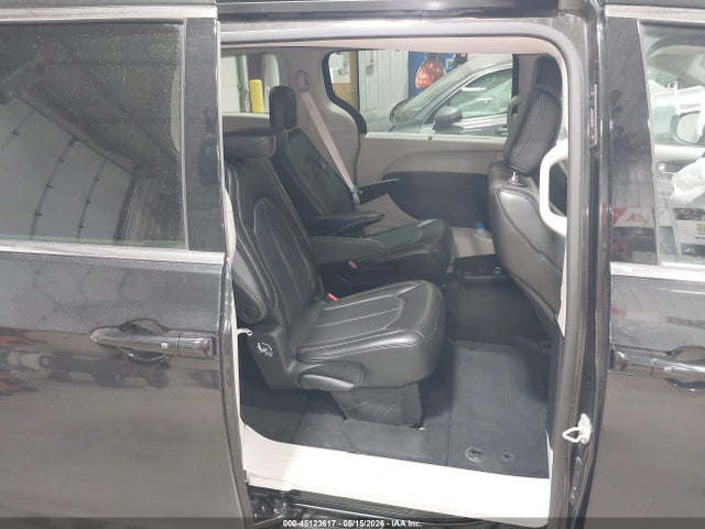 Продаж на аукціоні авто 2023 Chrysler Pacifica Touring L, vin: 2C4RC1BG4PR596793, номер лоту: 45123617