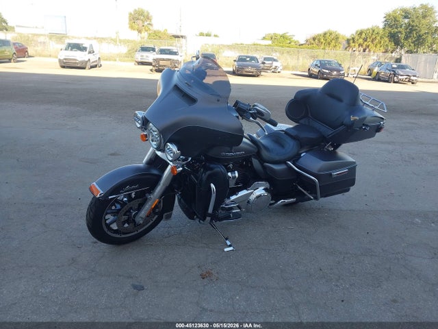 1HD1KED18HB663376 Harley-Davidson Flhtk Ultra Limited