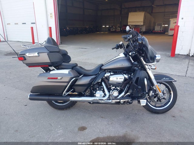 1HD1KED18HB663376 Harley-Davidson Flhtk Ultra Limited