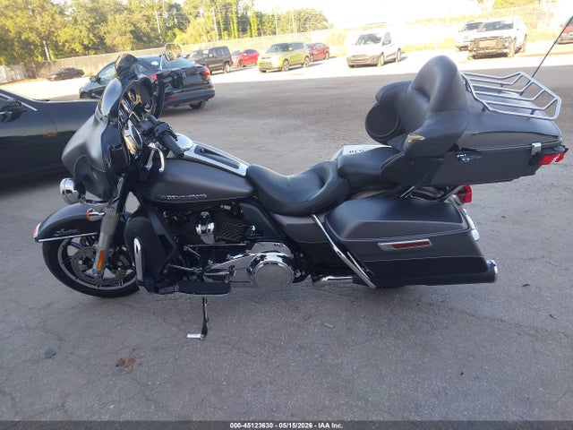 1HD1KED18HB663376 Harley-Davidson Flhtk Ultra Limited
