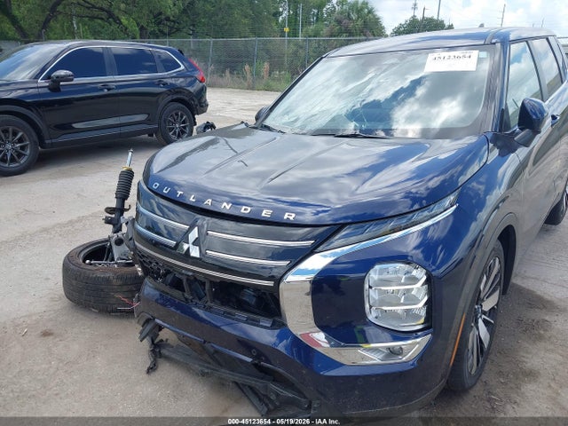 45123654 :رقم المزاد ، JA4J3VA82SZ057290 vin ، 2025 Mitsubishi Outlander Se 2.5 2wd مزاد بيع