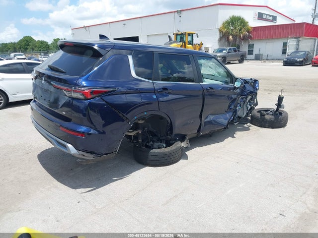 45123654 :رقم المزاد ، JA4J3VA82SZ057290 vin ، 2025 Mitsubishi Outlander Se 2.5 2wd مزاد بيع