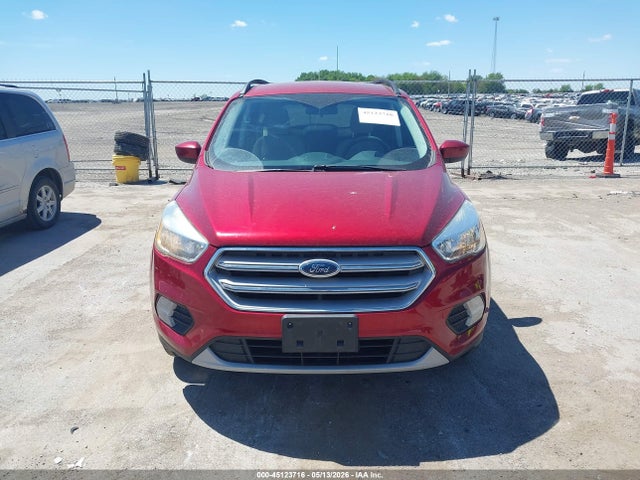 45123716 :رقم المزاد ، 1FMCU9GD2JUA84942 vin ، 2018 Ford Escape Se مزاد بيع