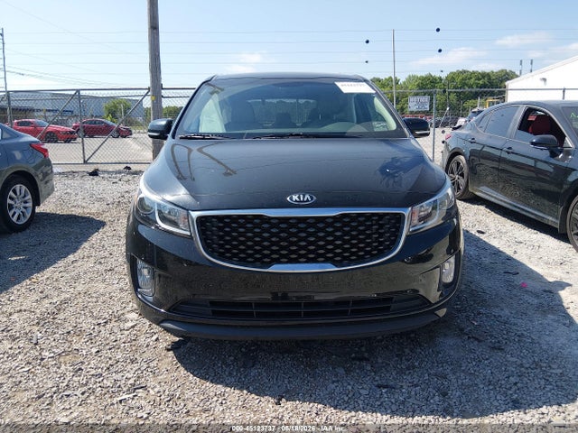 2018 Kia Sedona Ex მანქანა იყიდება აუქციონზე, vin: KNDMC5C19J6362529, აუქციონის ნომერი: 45123737