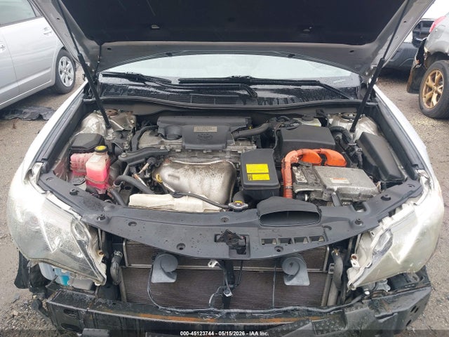 4T1BD1FK6EU130663 Toyota Camry Hybrid Se Limited Edition
