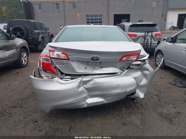 4T1BD1FK6EU130663 Toyota Camry Hybrid Se Limited Edition