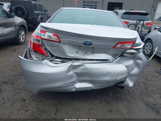 4T1BD1FK6EU130663 Toyota Camry Hybrid Se Limited Edition