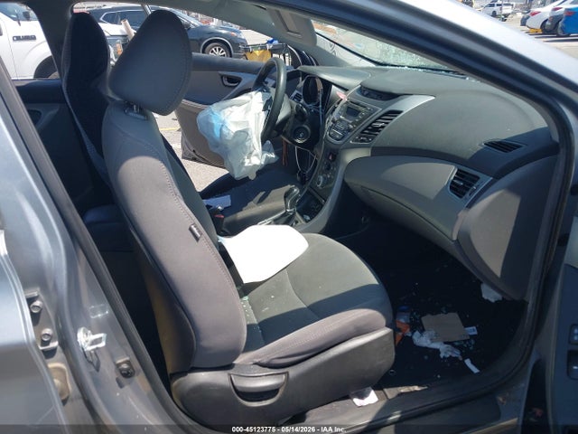 5NPDH4AE1GH664168 Hyundai ELANTRA SE