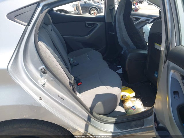 5NPDH4AE1GH664168 Hyundai ELANTRA SE