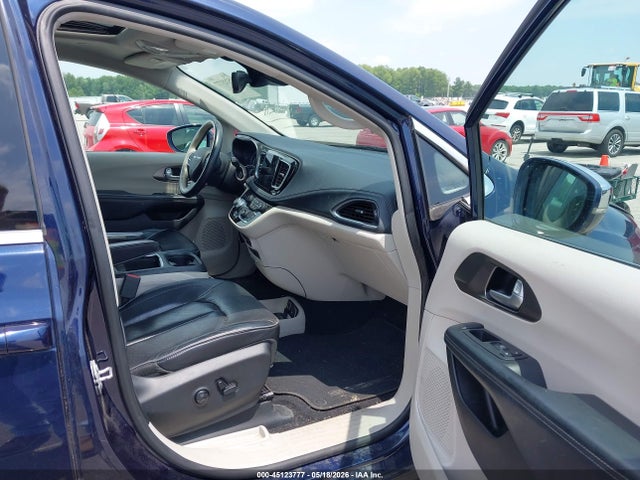 Продаж на аукціоні авто 2017 Chrysler Pacifica Limited, vin: 2C4RC1GG4HR798060, номер лоту: 45123777