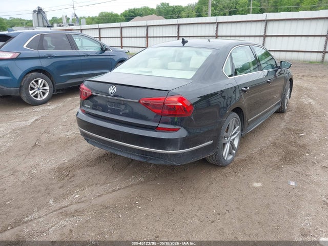 Volkswagen Passat 1.8t R-line 2017 1VWDT7A3XHC044153 Image 4