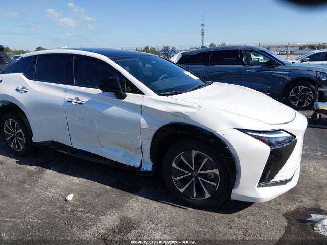Lexus Rz 300e Premium 2024 JTJABABB7RA000472 Image 6