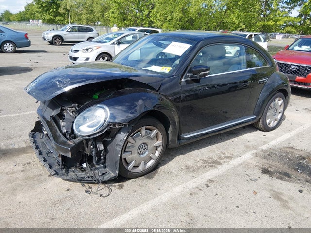 2018 Volkswagen Beetle 2.0t Se მანქანა იყიდება აუქციონზე, vin: 3VWJD7AT3JM714176, აუქციონის ნომერი: 45123853