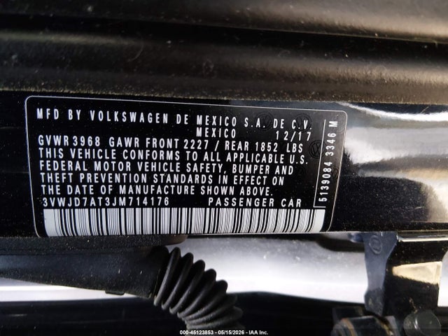 2018 Volkswagen Beetle 2.0t Se მანქანა იყიდება აუქციონზე, vin: 3VWJD7AT3JM714176, აუქციონის ნომერი: 45123853