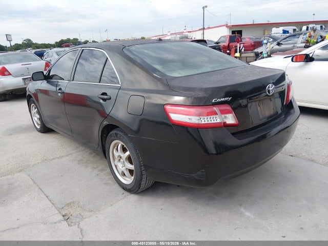45123855 :رقم المزاد ، 4T1BF3EKXAU095613 vin ، 2010 Toyota Camry Le مزاد بيع