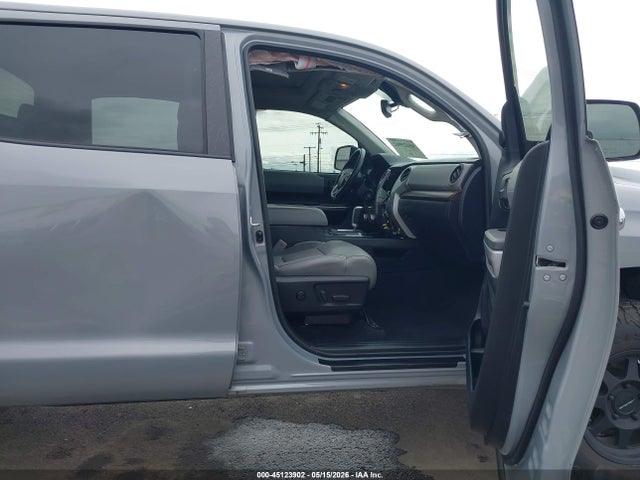 5TFHY5F19KX805756 Toyota Tundra Limited 5.7l V8
