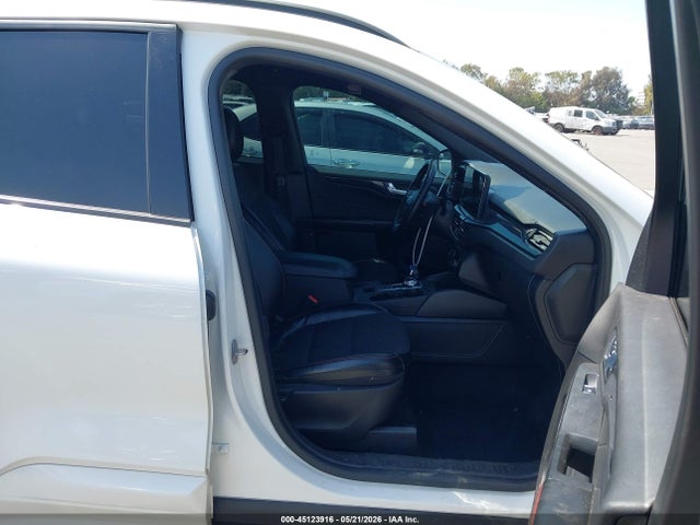 Ford Escape St-line 2023 1FMCU0MN7PUA64042 Image 5