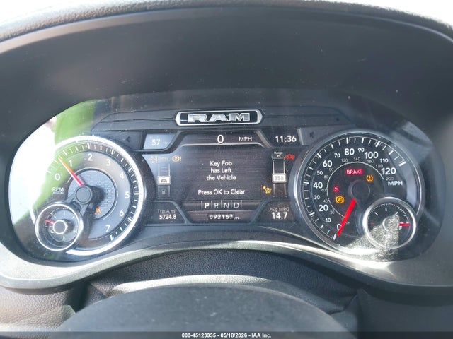45123935 :رقم المزاد ، 1C6RREJT3MN835108 vin ، 2021 Ram 1500 Laramie  4x2 5'7 Box مزاد بيع
