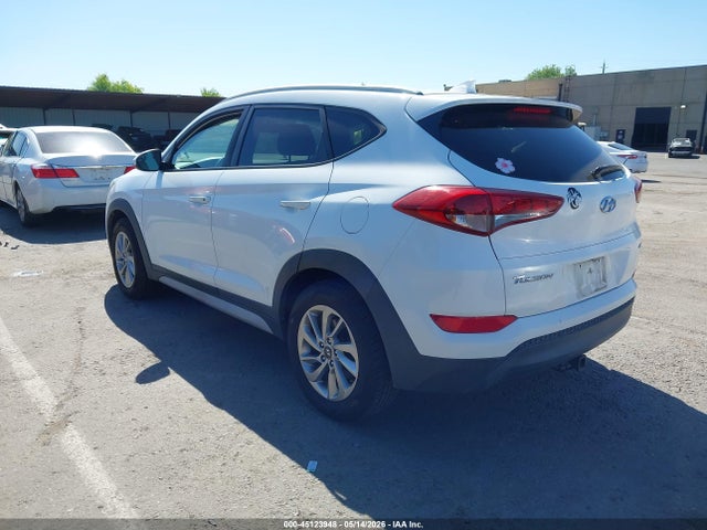KM8J3CA40JU702713 Hyundai TUCSON SEL
